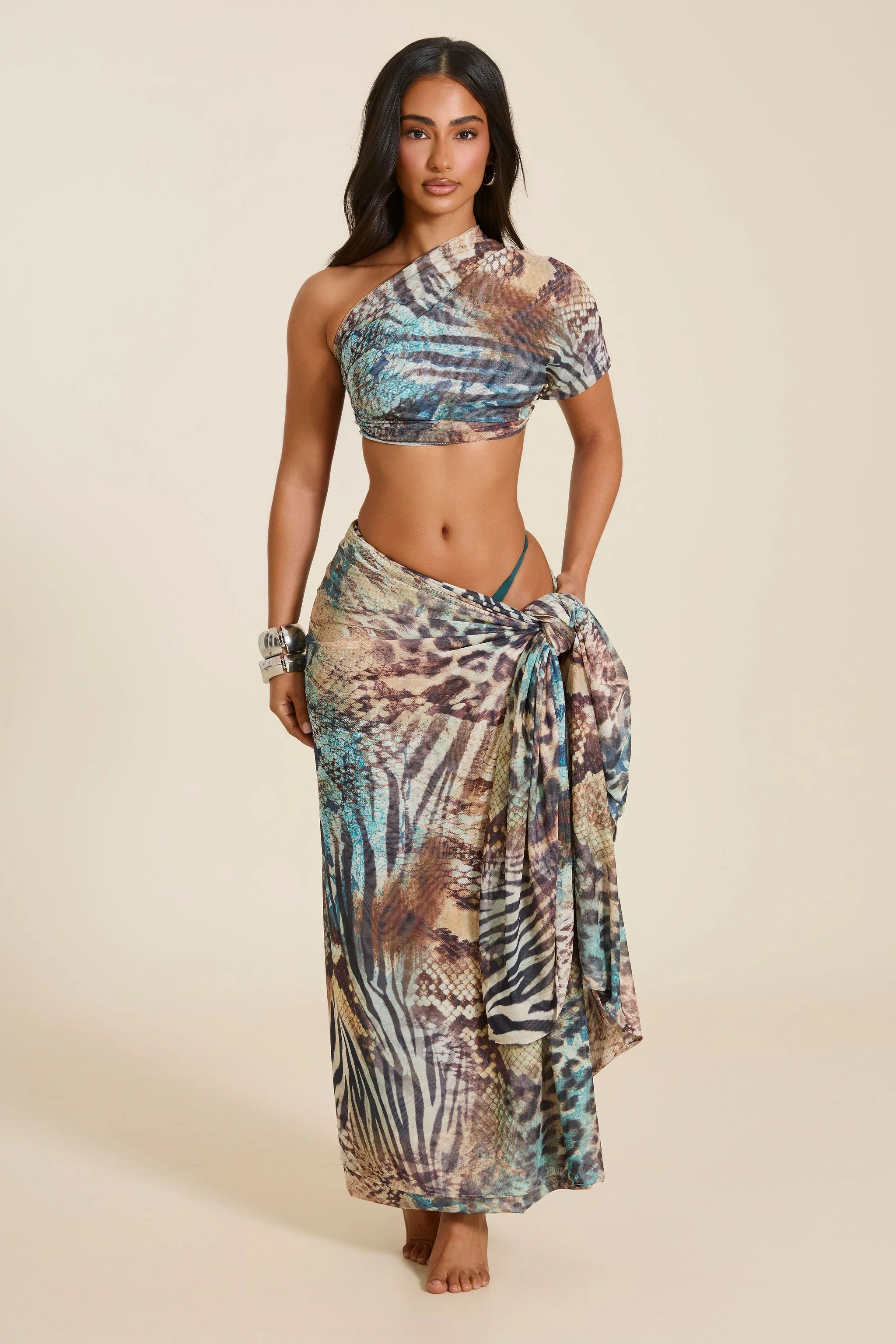 The Gracie Maxi Skirt and Headscarf Set in Teal Animal Print - Image 4