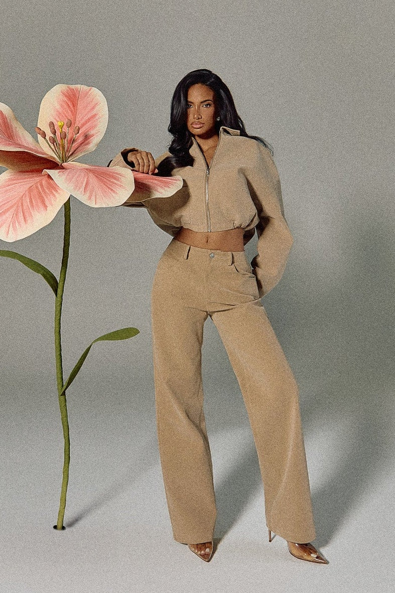 The Isla Faux Suede Cropped Jacket in Beige - Image 7