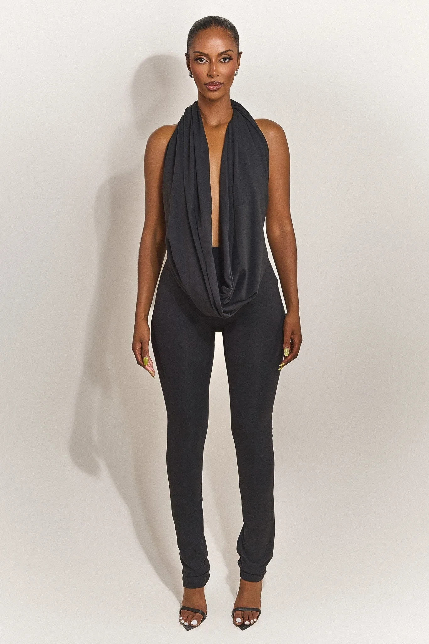 The Leia Top in Black - Image 11