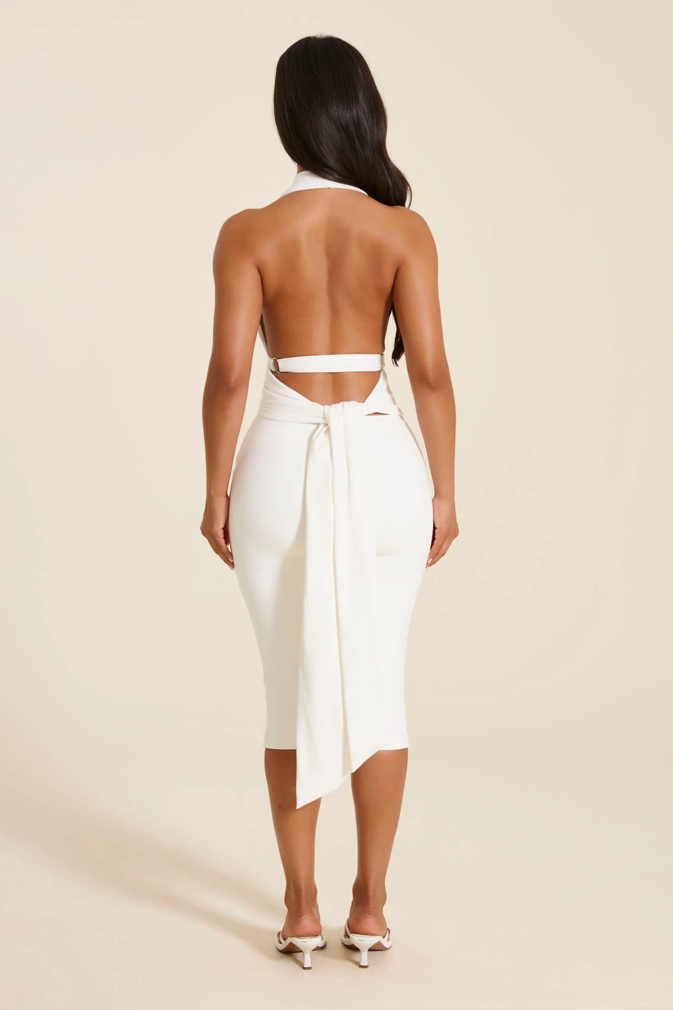 The Maryam Capri Leggings in White - Image 5