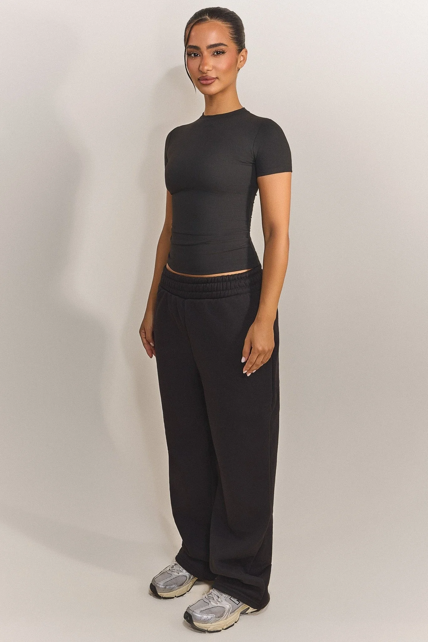 The Sculpt Short Sleeve Top in Black - Image 9